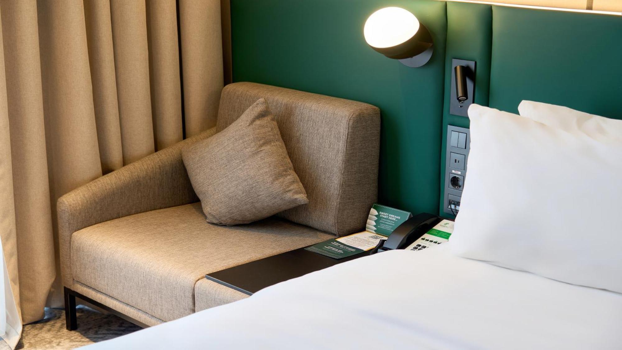 Holiday Inn Tashkent City By Ihg ภายนอก รูปภาพ