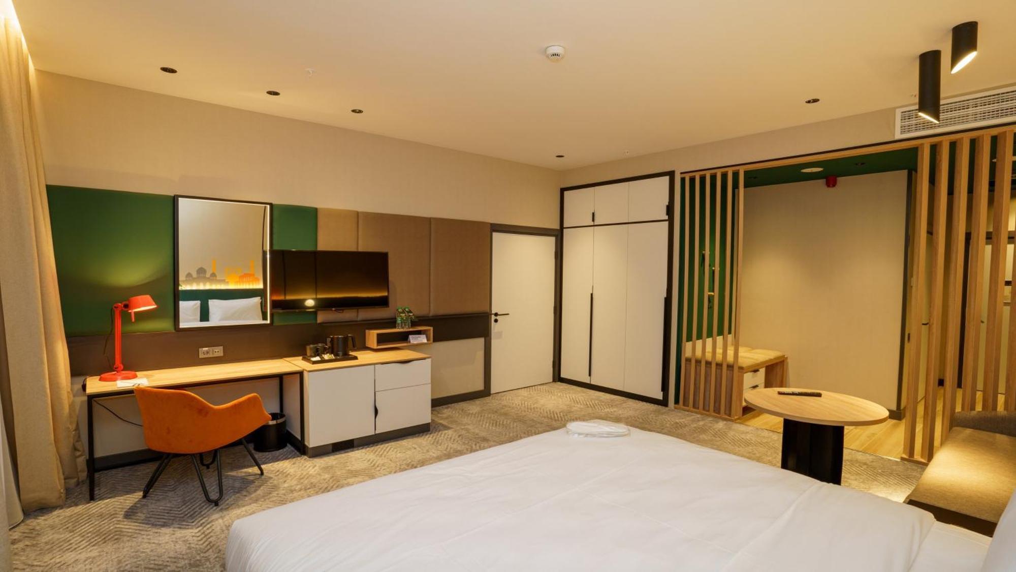 Holiday Inn Tashkent City By Ihg ภายนอก รูปภาพ